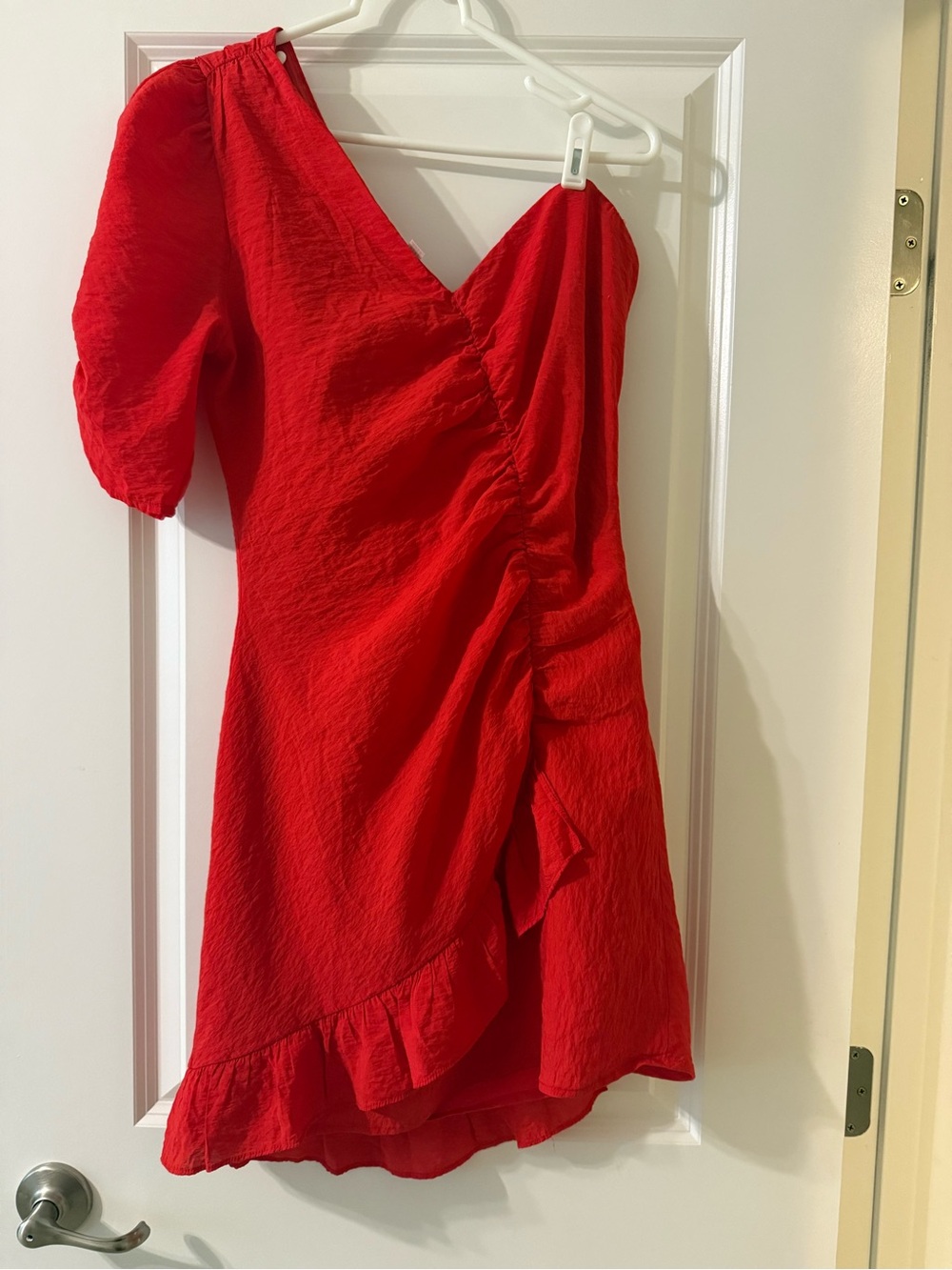Leith One-Shoulder Red Ruched Ruffle Mini Dress - Picture 3 of 5